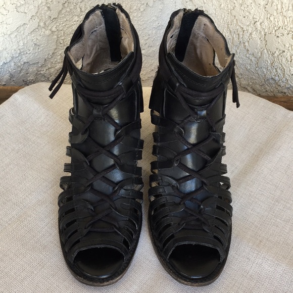 •SOLD• Freebird Leather Wazee Booties 8 fit 8.5 - Picture 2 of 7